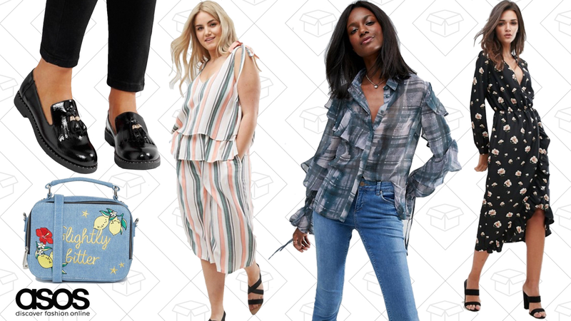 Extra 10% off the already discounted styles with code EXTRASALE